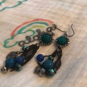 ❣️5/$50❣️ Dangle earrings